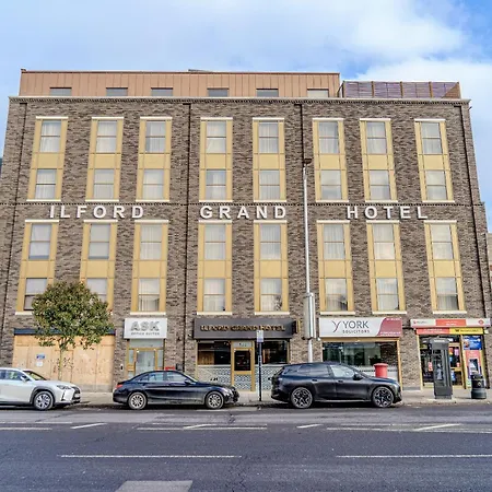 Ilford Grand Hotel-3