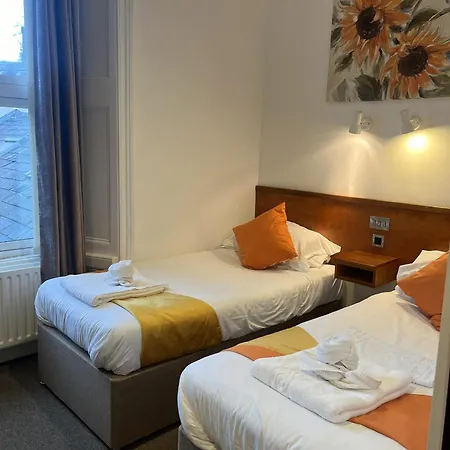 Chase Hotel-3