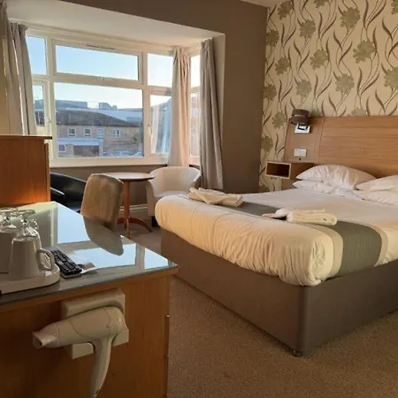 The Avenue Hotel-3