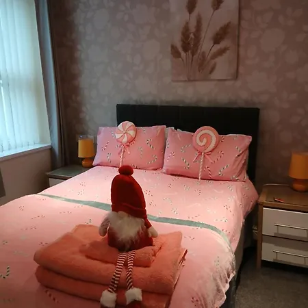 Ponderosa B&B With Free Onsite Parking And Breakfast Included-3