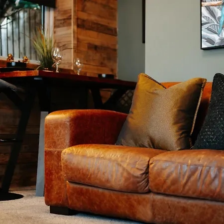 Boutique Shrewsbury Suites-3