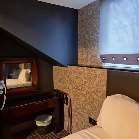 Oyo Ivy Hotel-3