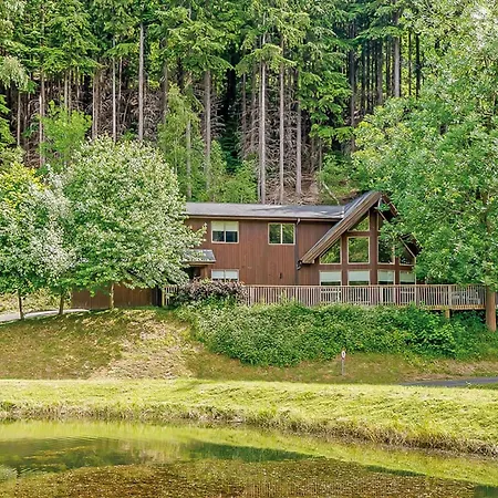 Penvale Lakes Lodges-2
