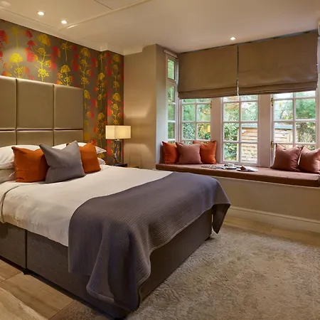 Langshott Manor - Luxury Hotel Gatwick-3
