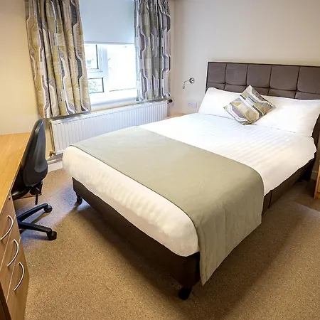 Guest Rooms At Lancaster University-3