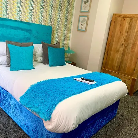 The Fylde International Guest House-3