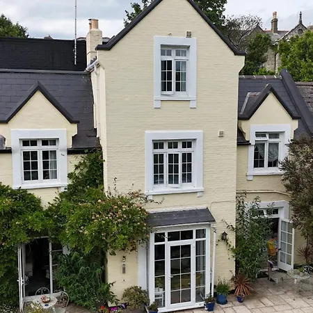 Bedford Lodge-3