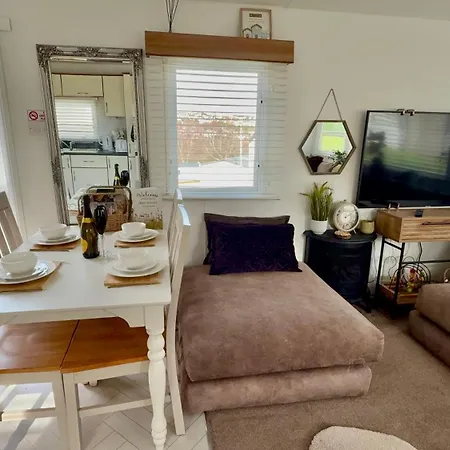 Hoburne Devon Bay Holiday Home Fresh Bright Rental - Home From Home-2
