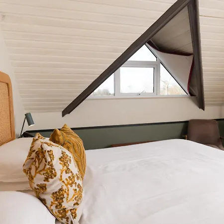 The Rabbit Hotel & Retreat-3