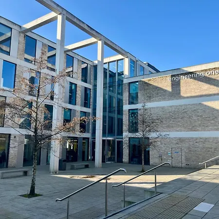 Guest Rooms At Lancaster University-2