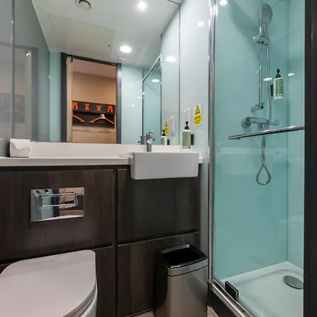 Easyhotel London City Shoreditch-2