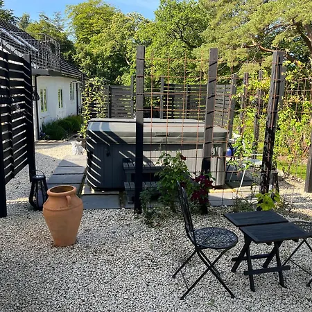 Retreat At The Knowe Auchincruive Estate-3