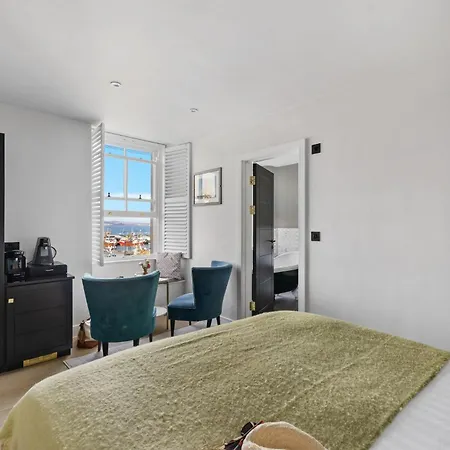 Leader Suite - Sea View - Free Wi-Fi-2
