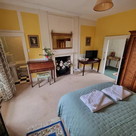 Old Manor House-2