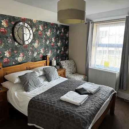 Willows Guest House-2