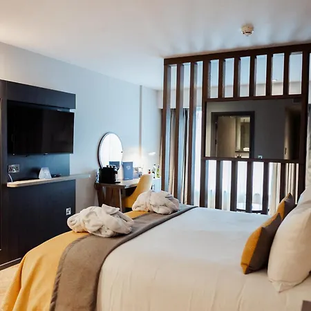 Maldron Hotel Newcastle-2