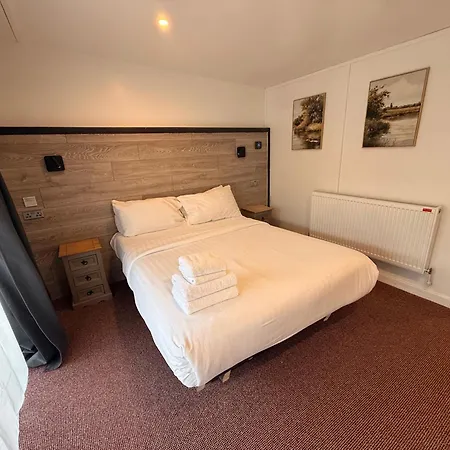 The Waterfront Lodges-3