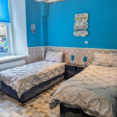 Commodore Guesthouse, Seaside Holiday Suites-3