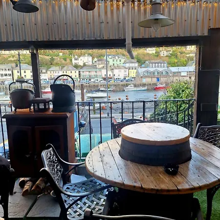 Harbour Moon Inn-2