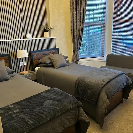 Milton Lodge-2