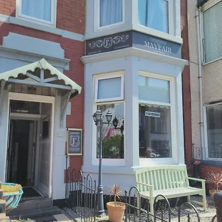 J'S Mayfair Guest House-2