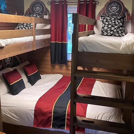 The Gulliver'S Hotel-2