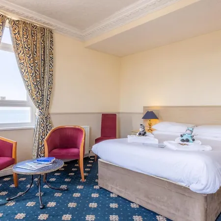 The Caledonian Tower Hotel-3