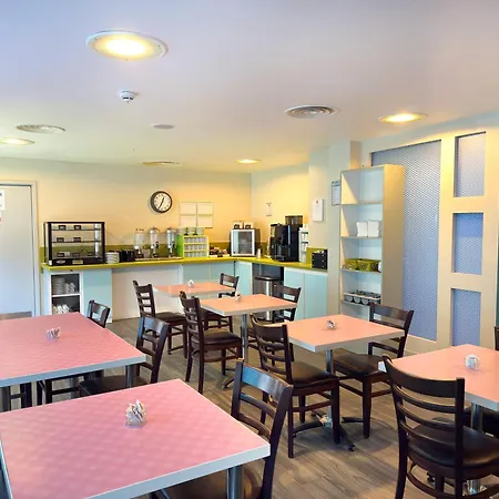 Citrus Hotel Cheltenham By Compass Hospitality-3