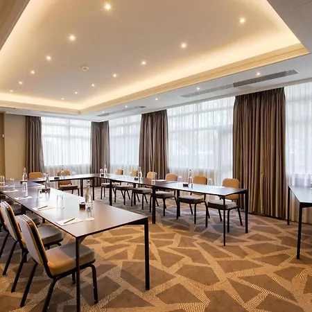 Doubletree By Hilton London Ealing-2