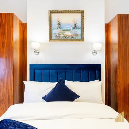Griffin House Hotel-2