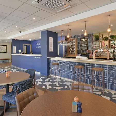Travelodge Manchester Ancoats-3