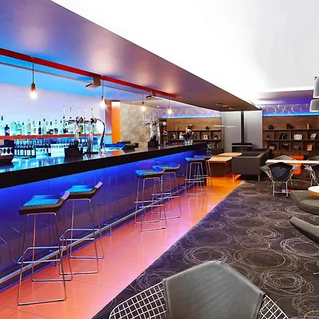 Novotel London Waterloo-3