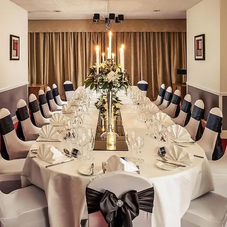 Mercure Maidstone Great Danes Hotel-2