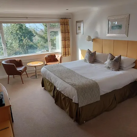 Lingwood Lodge-2
