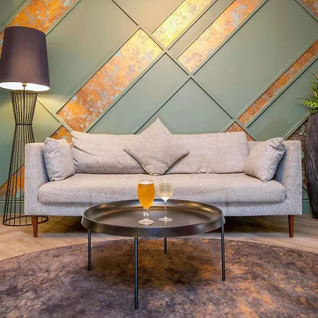 Mercure Cardiff-2