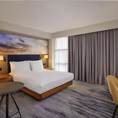 Doubletree By Hilton Lincoln-2
