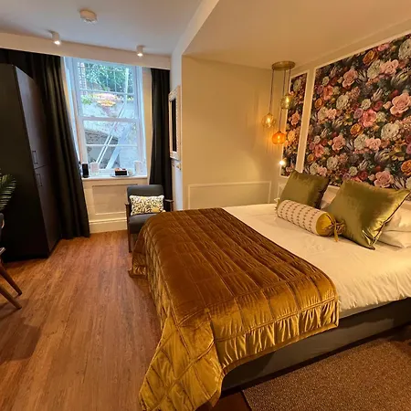 Ferndale Mews-2
