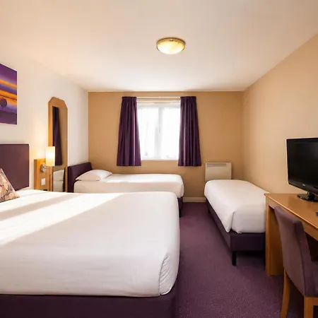 Stables Inn, Aintree-2