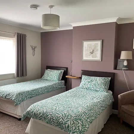 Fernlea Guest House-3