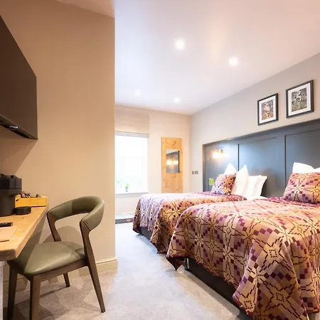 Tyn-Y-Coed Inn-2