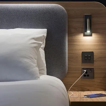 Holiday Inn Express - Bicester By Ihg-2
