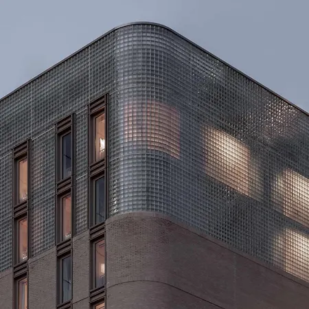 Buckle Street Studios By Locke, Aldgate-2
