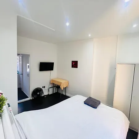 Y2 Rest House Ltd-2