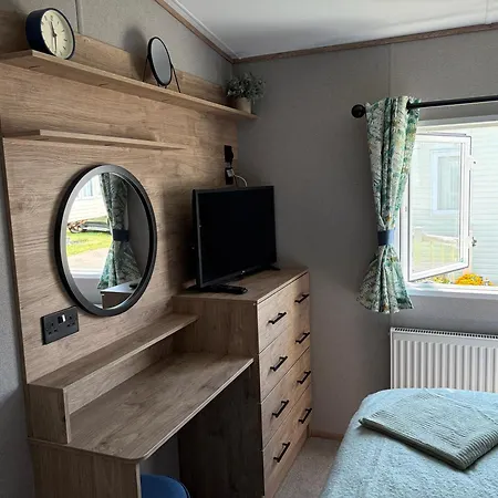 Caravan By The Sea Trecco Bay-3
