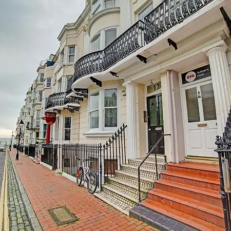 The Gullivers Hotel-3