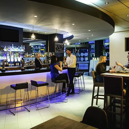 Novotel Reading Centre-2
