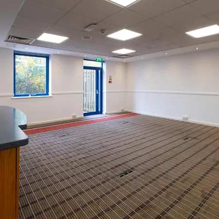 Holiday Inn Express Droitwich Spa By Ihg-2