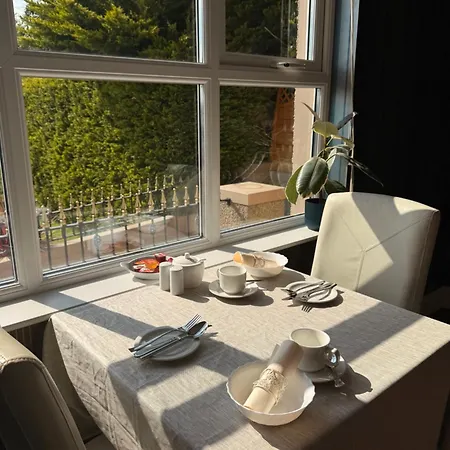 Causeway Lodge-2