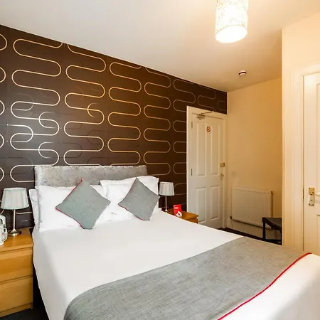 Oyo Braeriach Hotel, Highlands Scotland-3