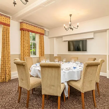 Mercure Salisbury White Hart Hotel & Apartments-3